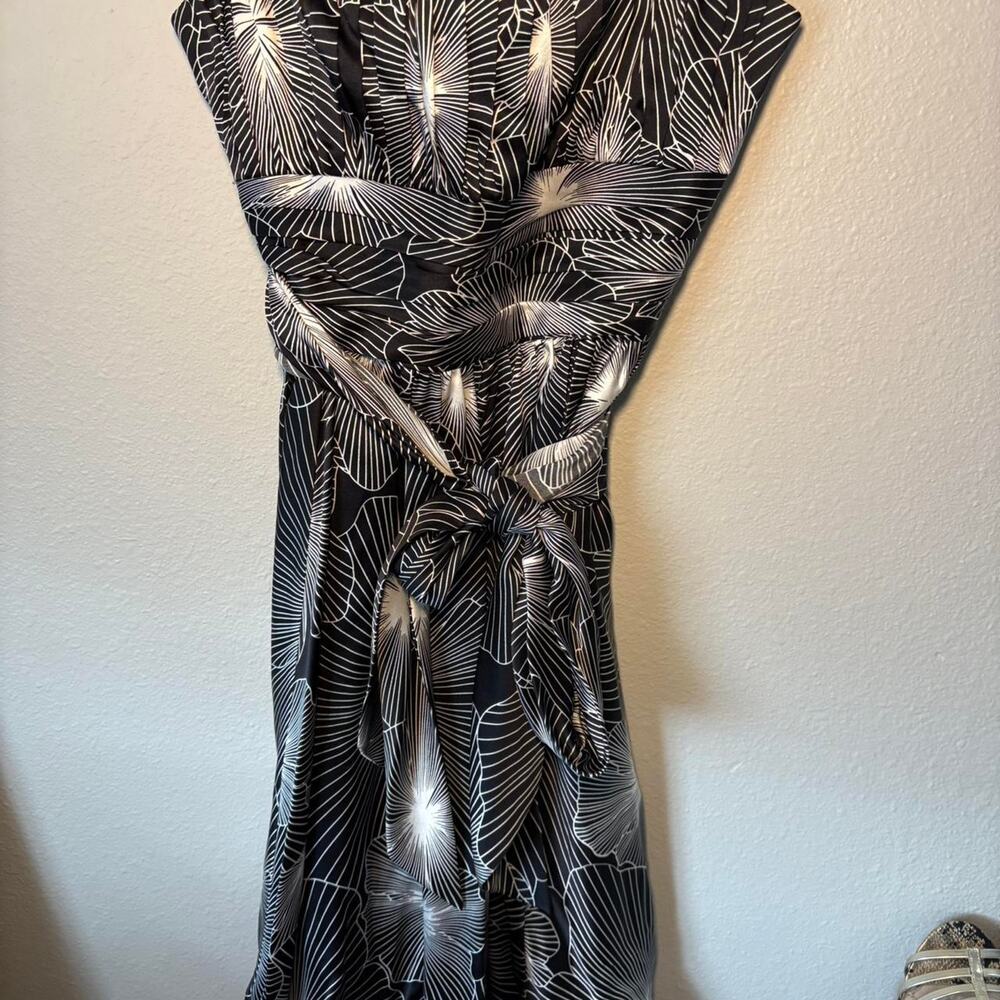 Bcbgmaxazria black white formal